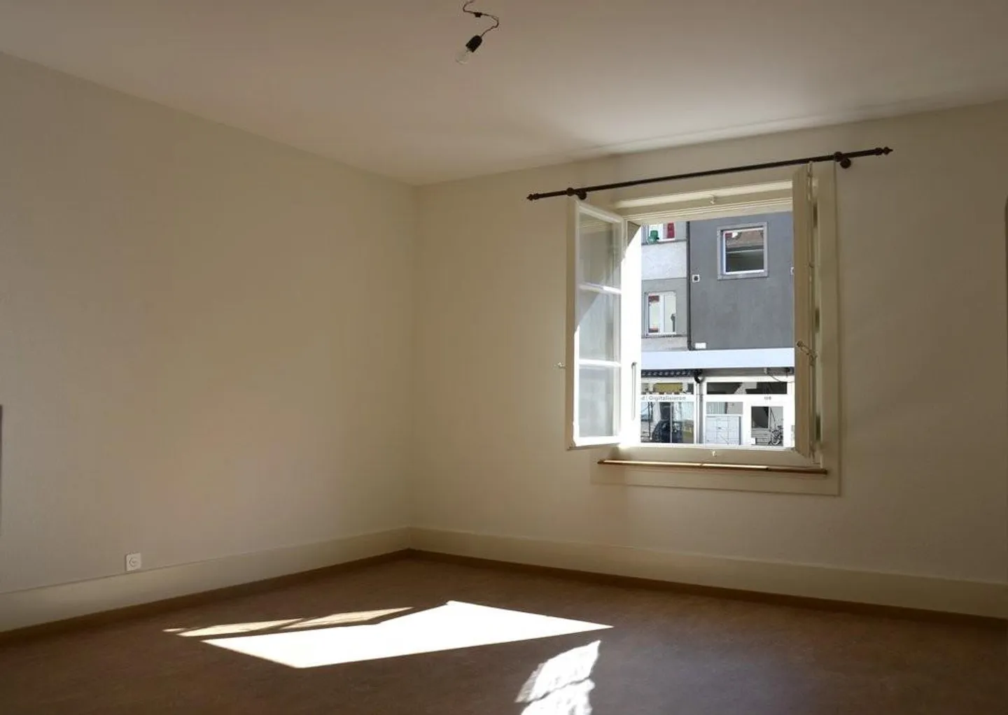 Bright 2.5-room apartment in Bümpliz - Photo 4 of 4