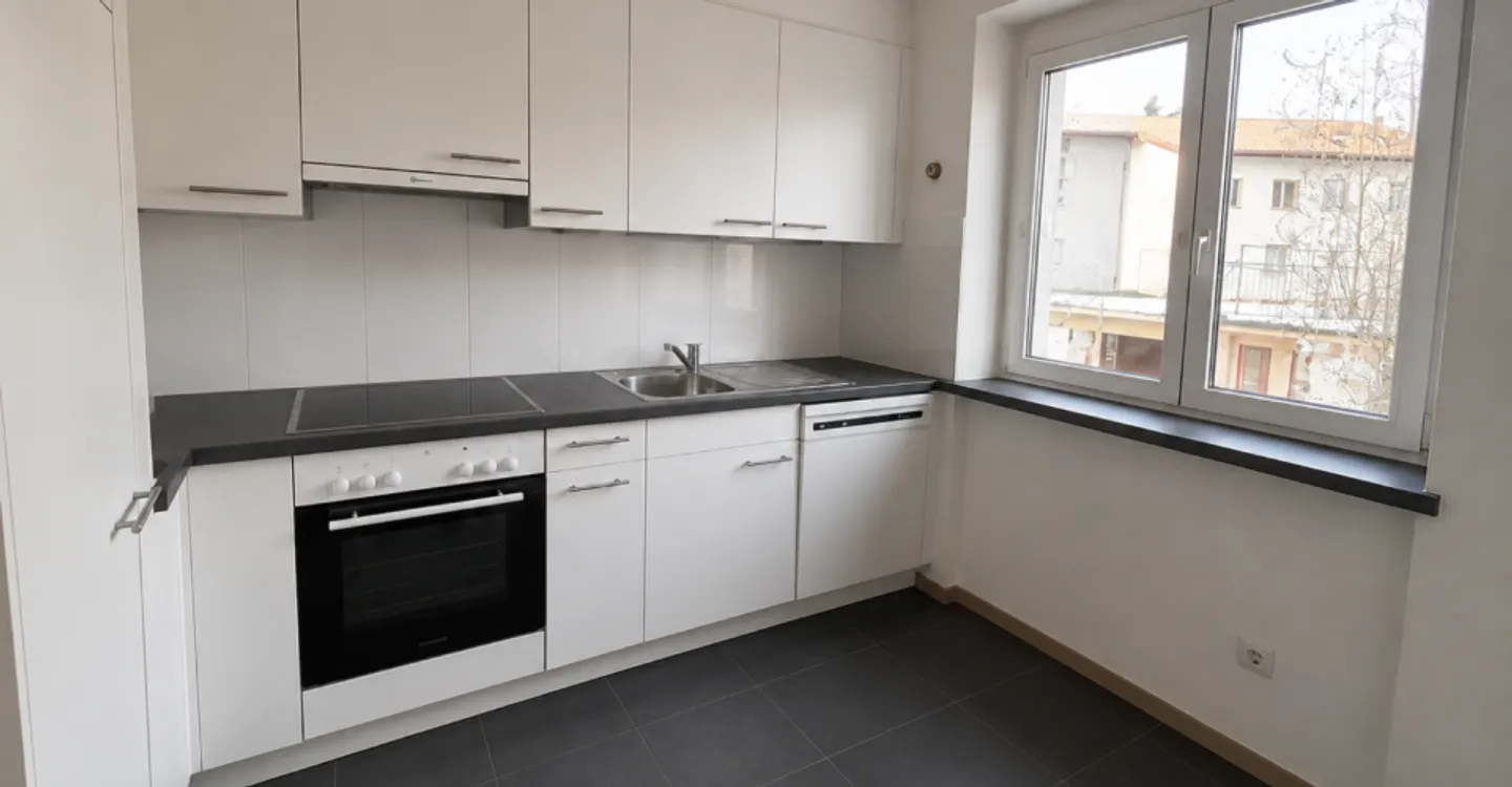 Tavannes, beautiful 3-room apartment on the 1st floor with balcony - Photo 2 of 12