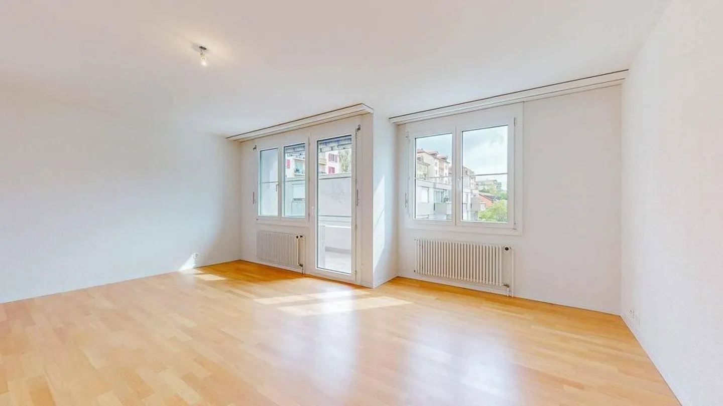 2.5-room apartment on the 4th floor with elevator - Photo 4 of 6