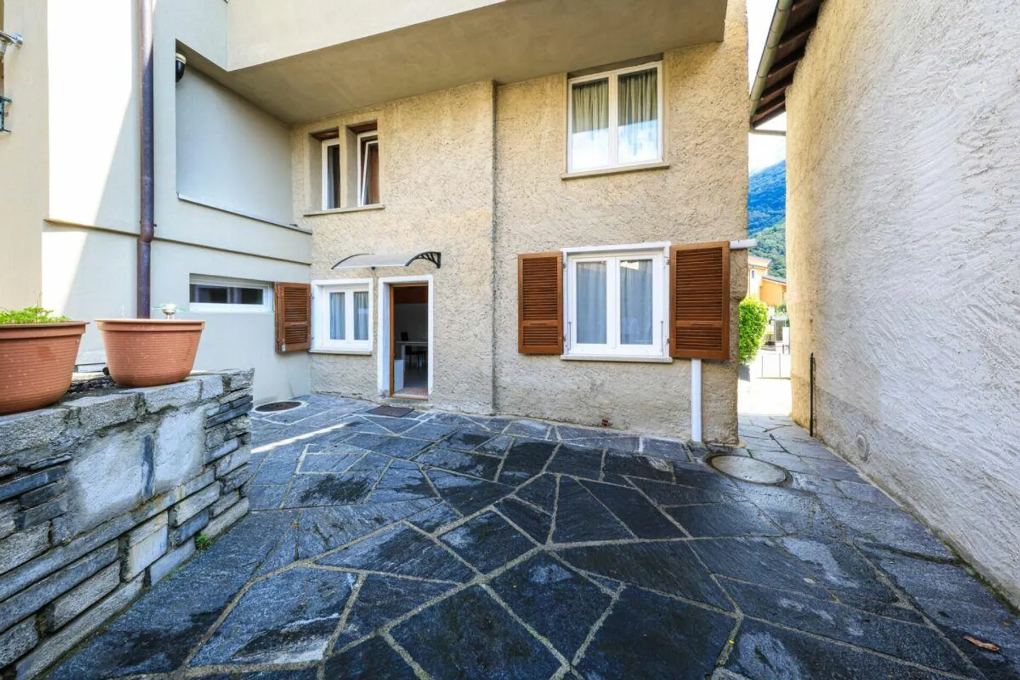 PIANEZZO - Suggestiva casa bifamiliare di nucleo - Foto 14 di 23