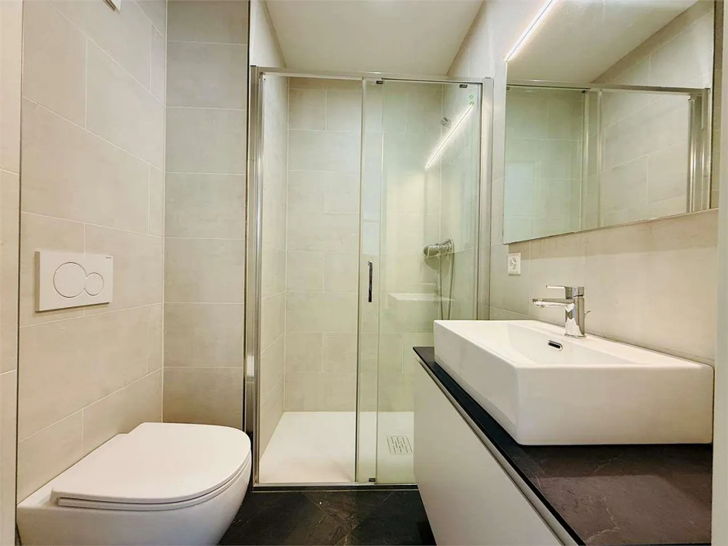 Elegantes Apartment in Riva San Vit - Foto 5 von 11
