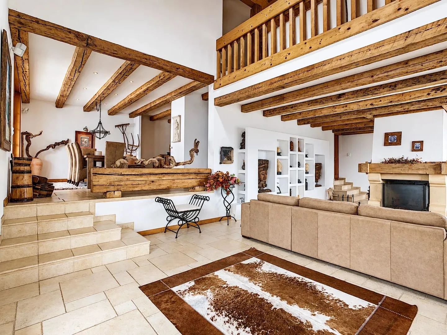 Chalet Lussuoso con Vista Montagna - Foto 4 di 16