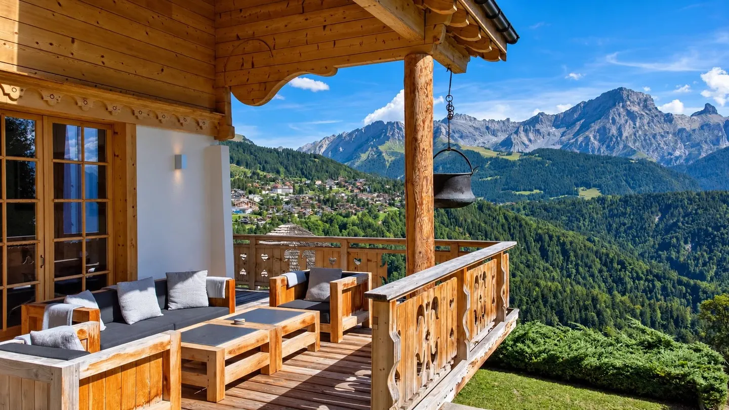 Chalet Lussuoso con Vista Montagna - Foto 7 di 16