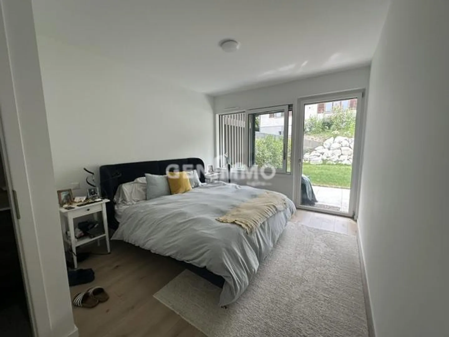 Apartment with terrace 6 rooms - Photo 4 of 7