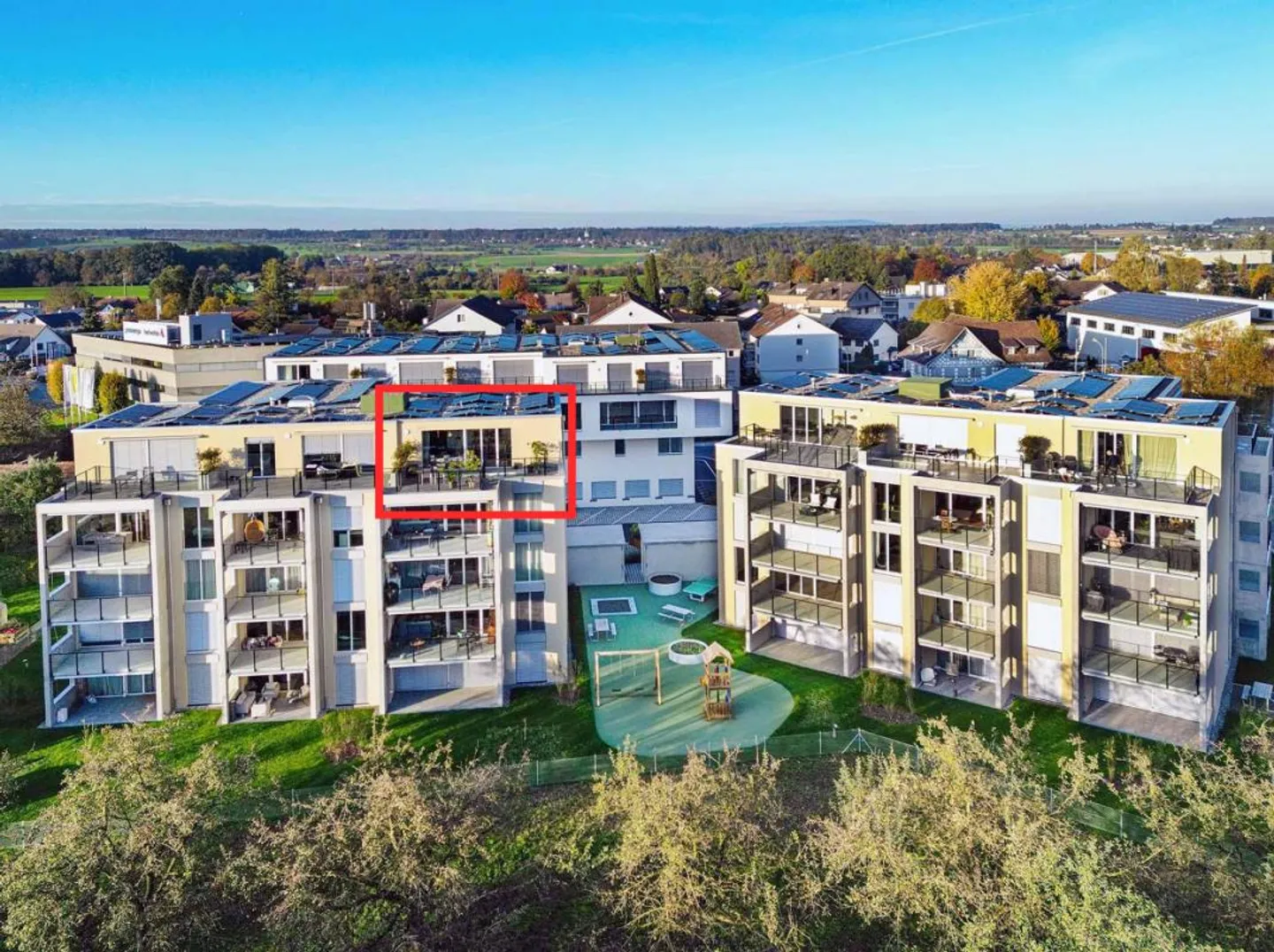 Neubau 3.5 Attikawohnung mit Aussicht ins Grüne - Foto 2 von 9