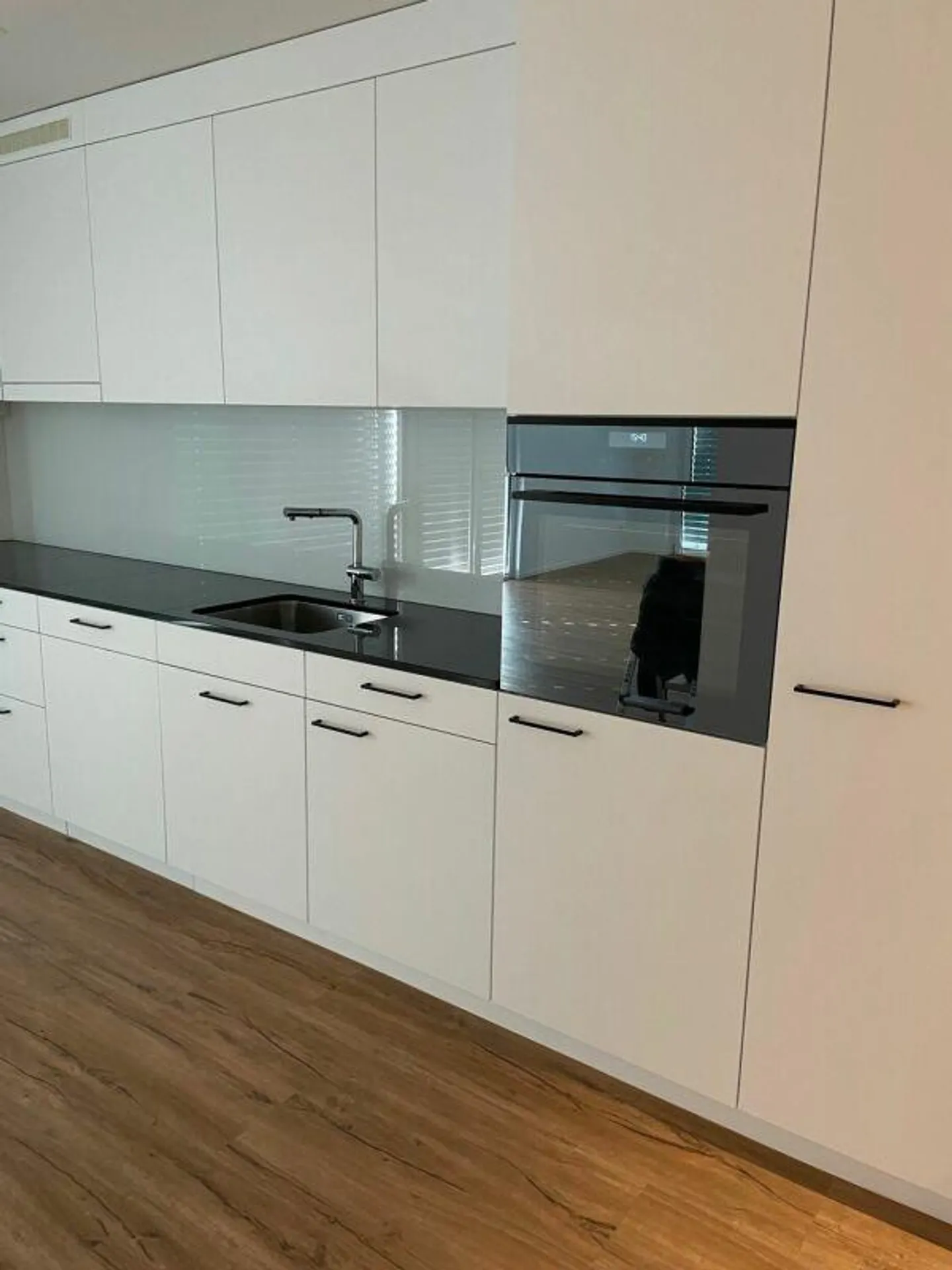 Neubau 3.5 Attikawohnung mit Aussicht ins Grüne - Foto 6 von 9