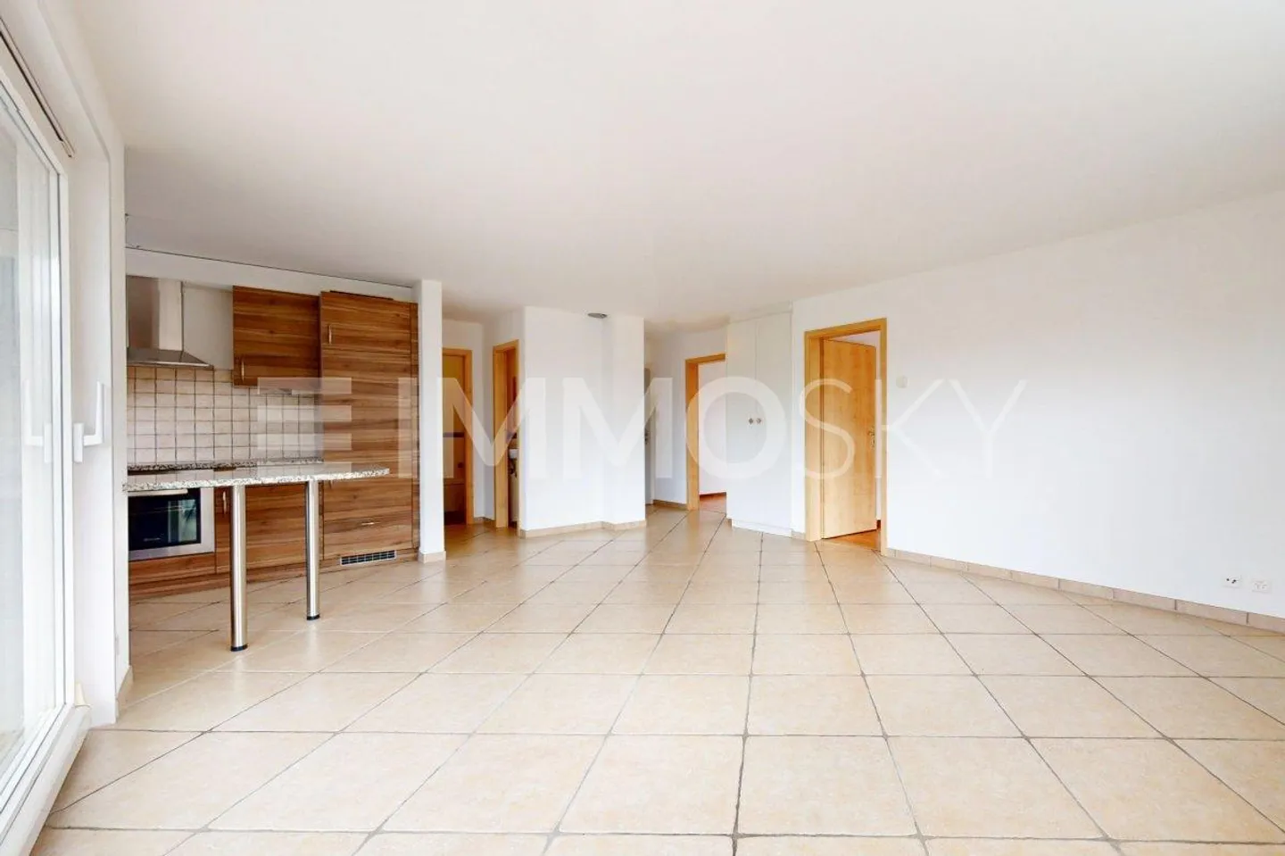 Apartment with 4.5 rooms for rent on the ground floor - Yield - Photo 1 of 5