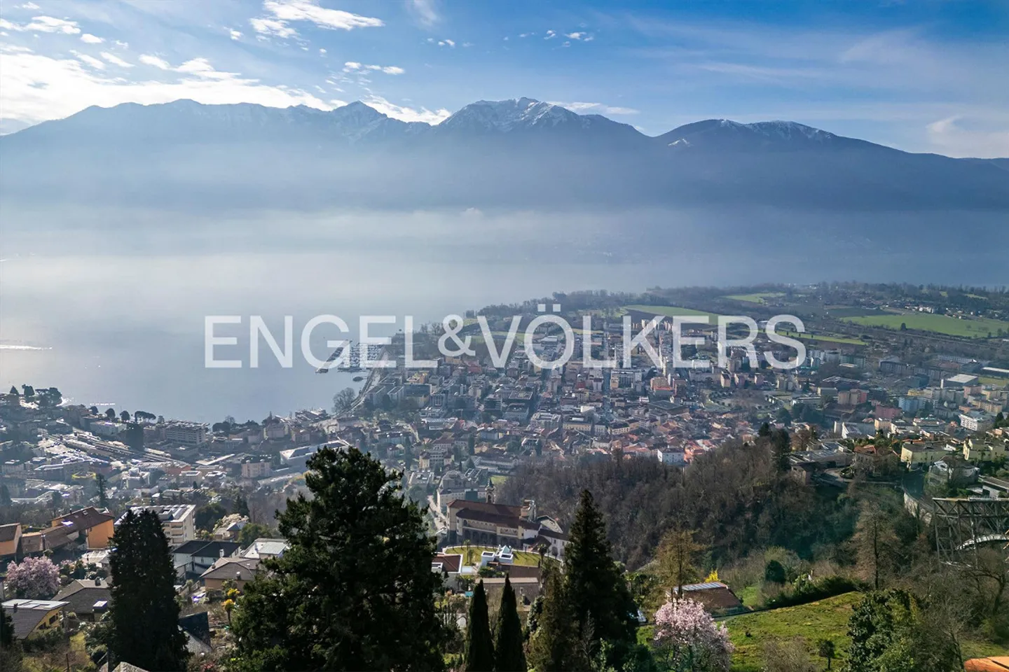 Grundstück mit grossem Potenzial - Foto 1 von 4