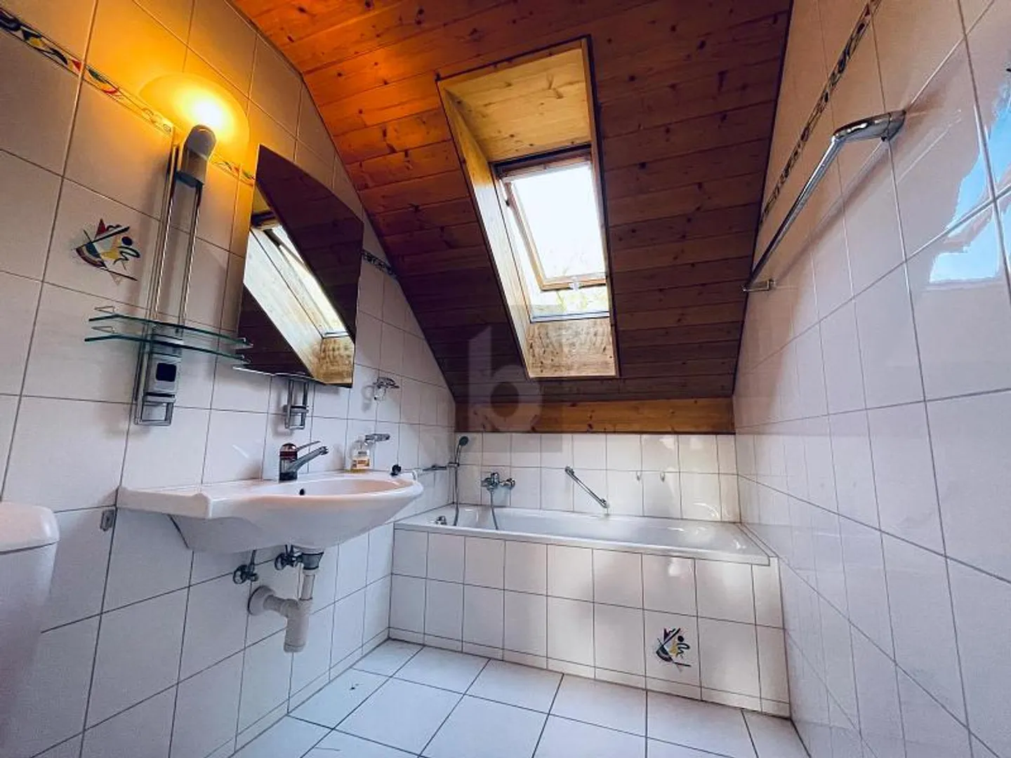 LÄNDLICH MIT TRAUMHAFTER WEITSICHT - Foto 3 von 6