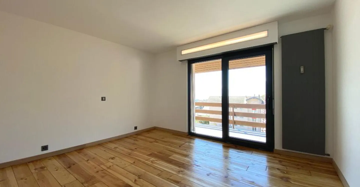 Grand Appartement en Attique - Photo 9 sur 12