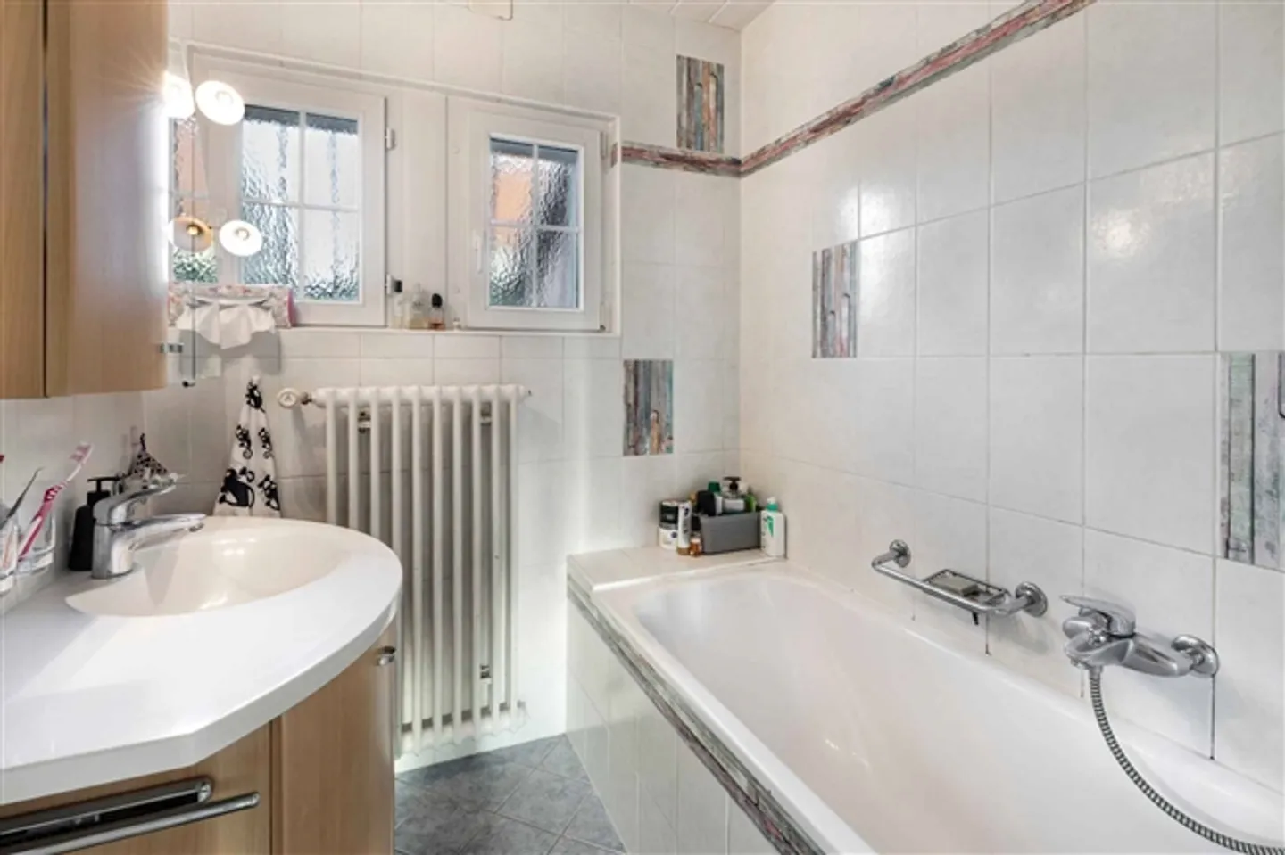 Maison familiale avec potentiel locatif - Photo 9 sur 13