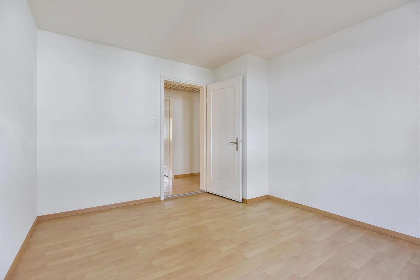 Appartamento Incantevole in Zona Tranquilla - Foto 8 di 13