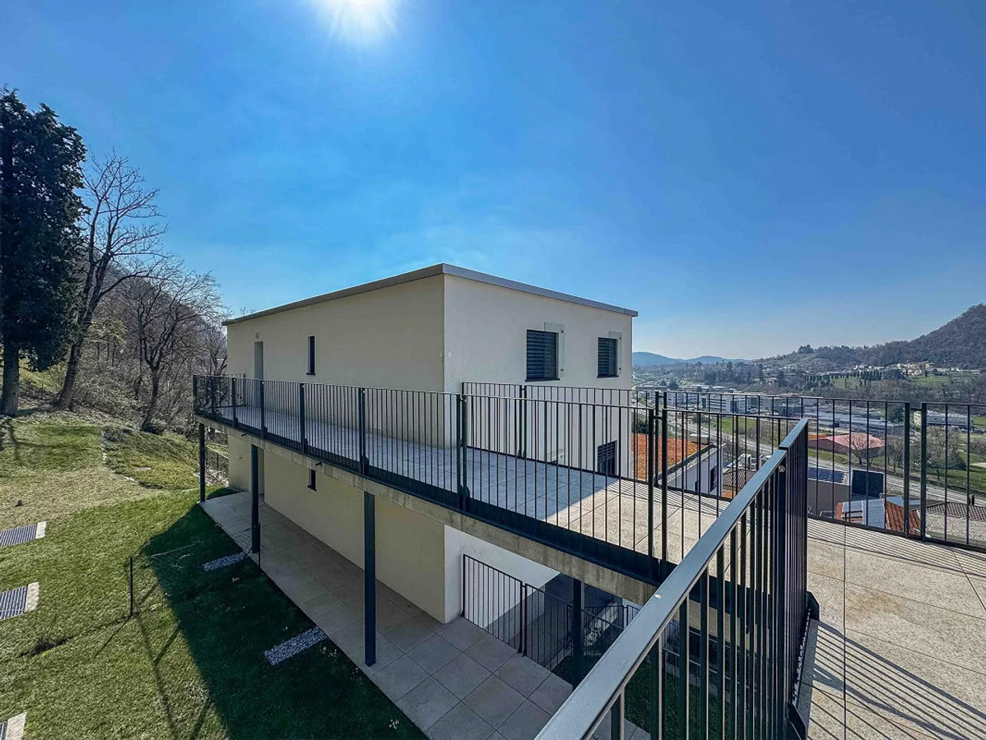Nuovo e moderno attico in vendita a Mendrisio - Foto 7 di 9