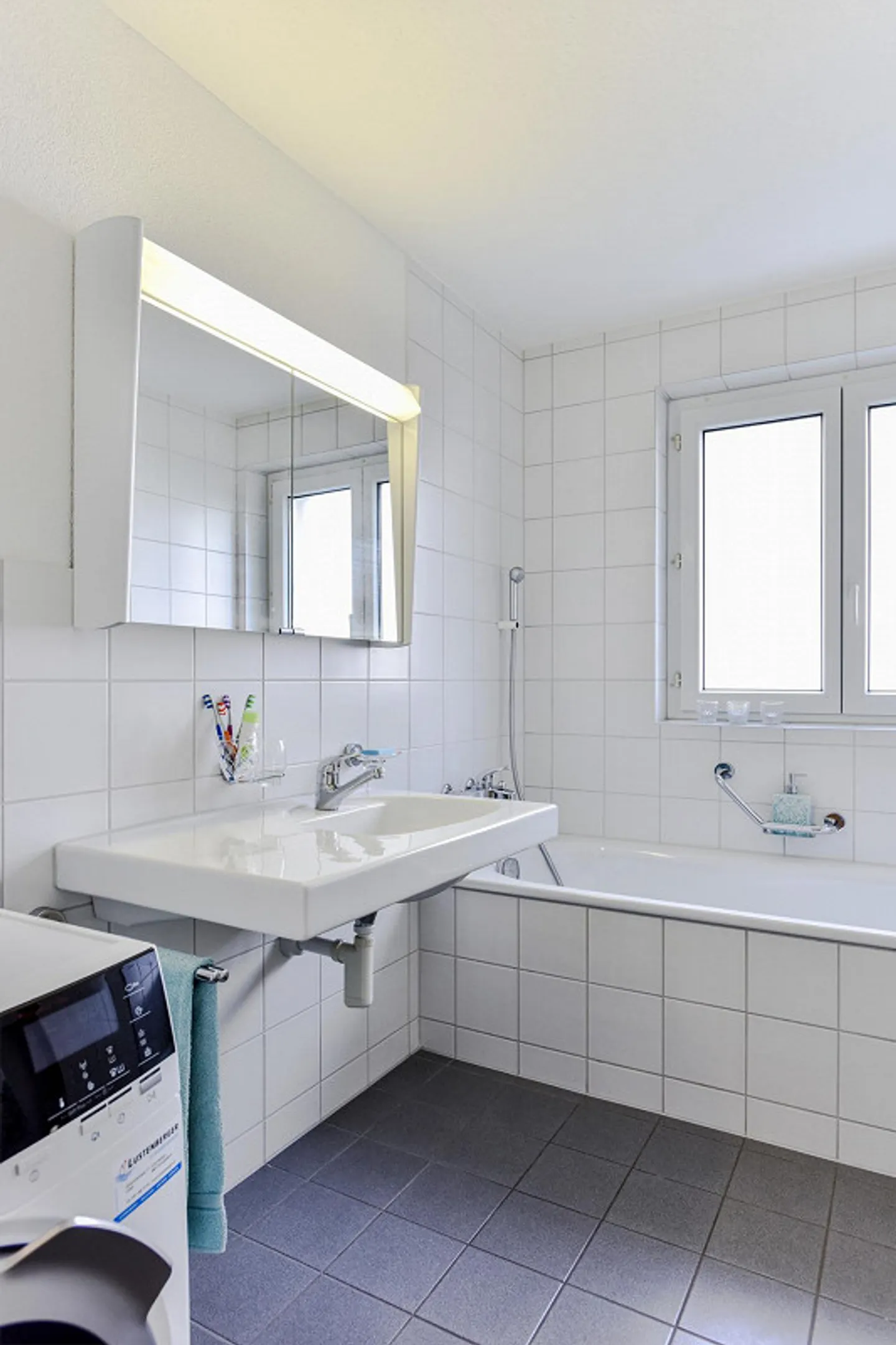 Appartamento Incantevole in Zona Tranquilla - Foto 6 di 13