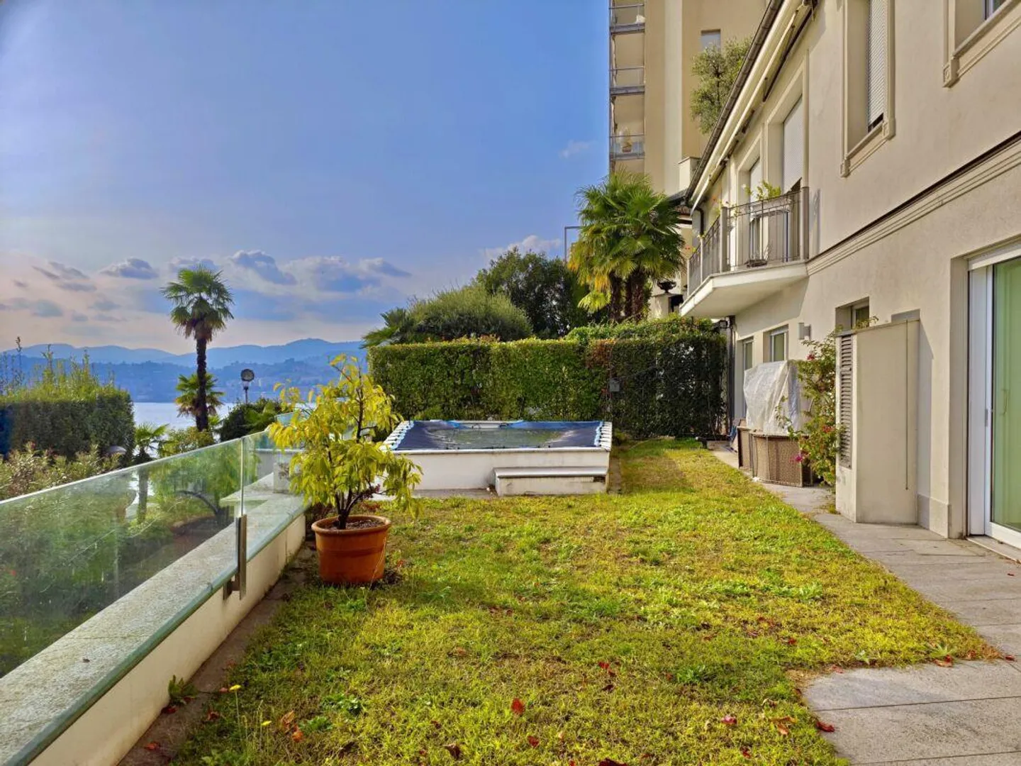 Lugano Castagnola: Appartamento esclusivo con piscina privata, giar... - Foto 9 di 18