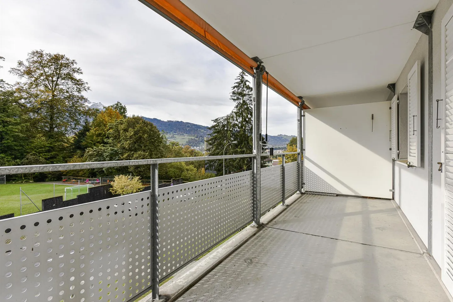 Appartamento Incantevole in Zona Tranquilla - Foto 12 di 13