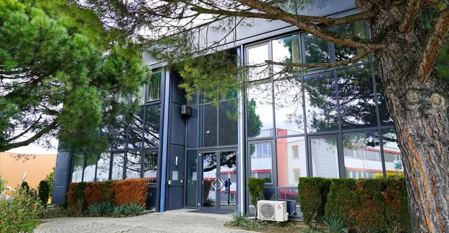 Office space for rent - Photo 4 of 5