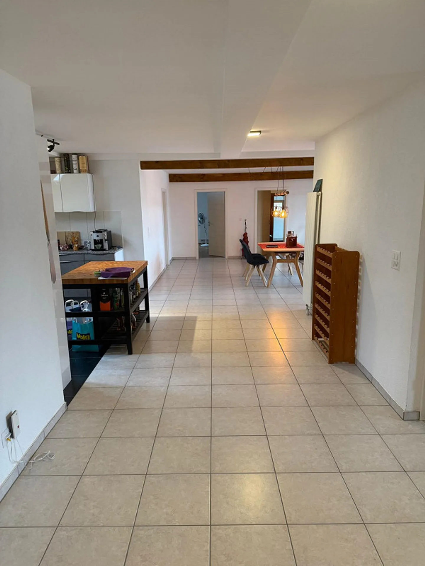 Moderne 3,5 Zimmer Dachwohnung mit Balkon und grossem Dachraum - Foto 6 von 8