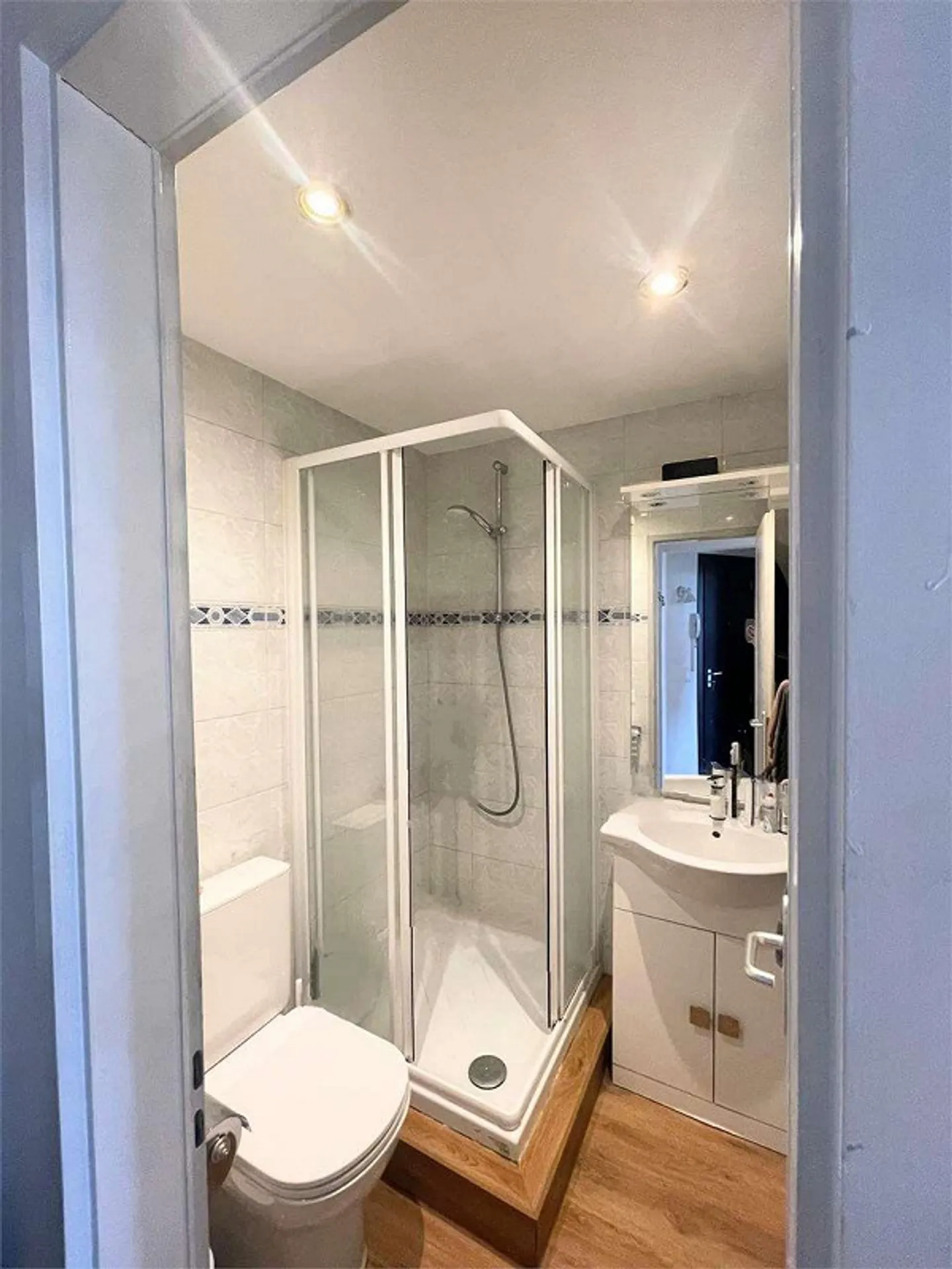 Massagno (Via Tesserete) - Charmant 2.5 Pièces avec Cuisine Ouverte, Gra - Photo 3 sur 8