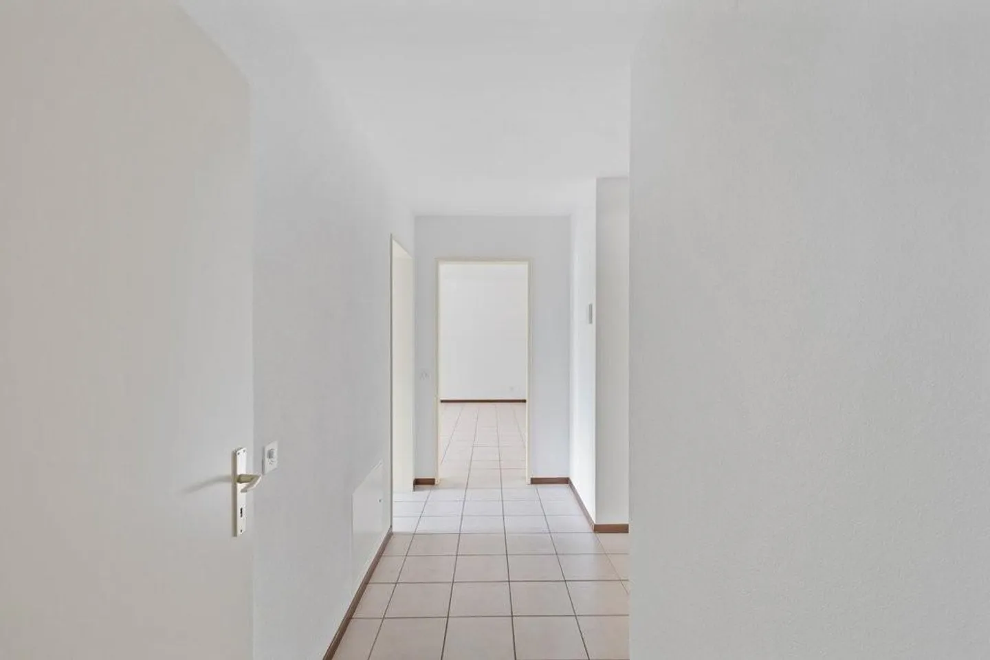 Appartamento luminoso 3.5 locali - Foto 6 di 12