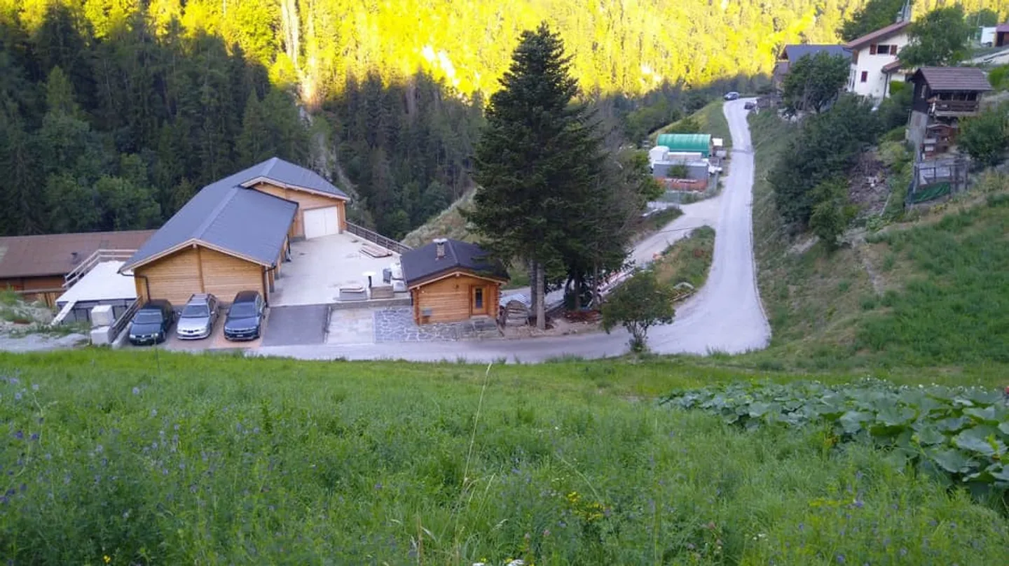 Ultimo piano: appartamento nuovo con grande terrazza - Foto 8 di 12