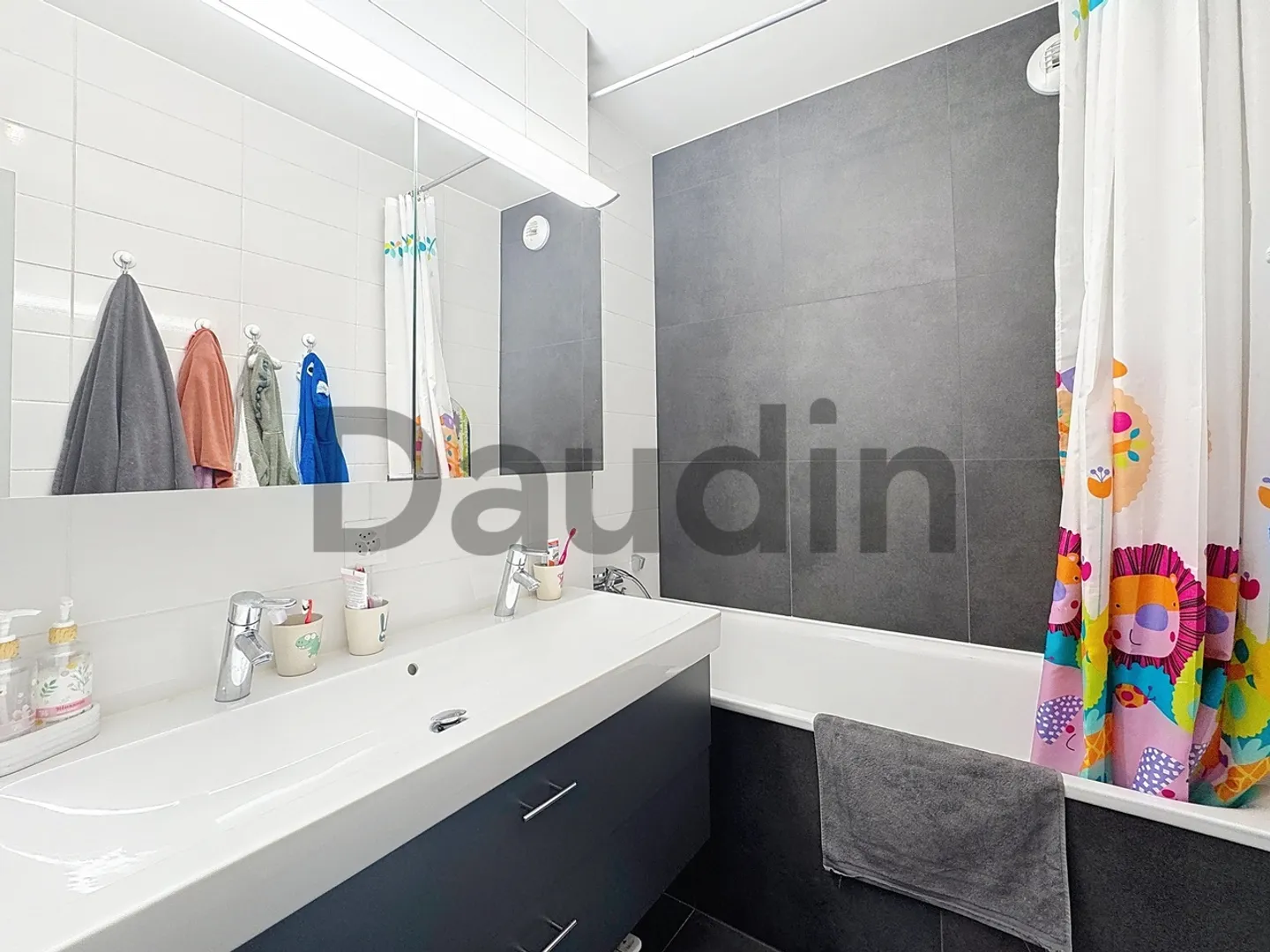 Magnifico appartamento di 6 stanze con vista panoramica sul Giura - Foto 12 di 13