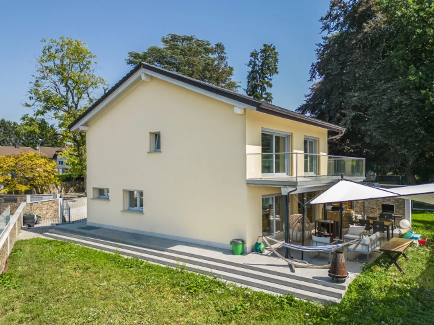 OTTIMA CASA UNIFAMILIARE CON UN SENSO DI SPAZIO - Foto 1 di 8