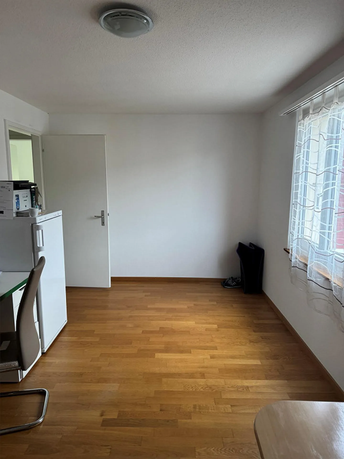 Appartamento di 4.0 stanze in affitto in posizione centrale - Foto 5 di 7