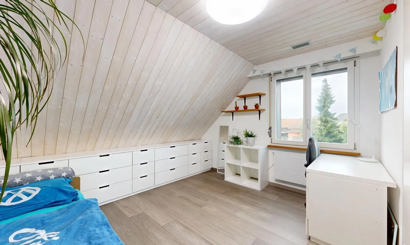 Ihr Familientraum an ruhiger Lage mit Bauland - Foto 8 di 13