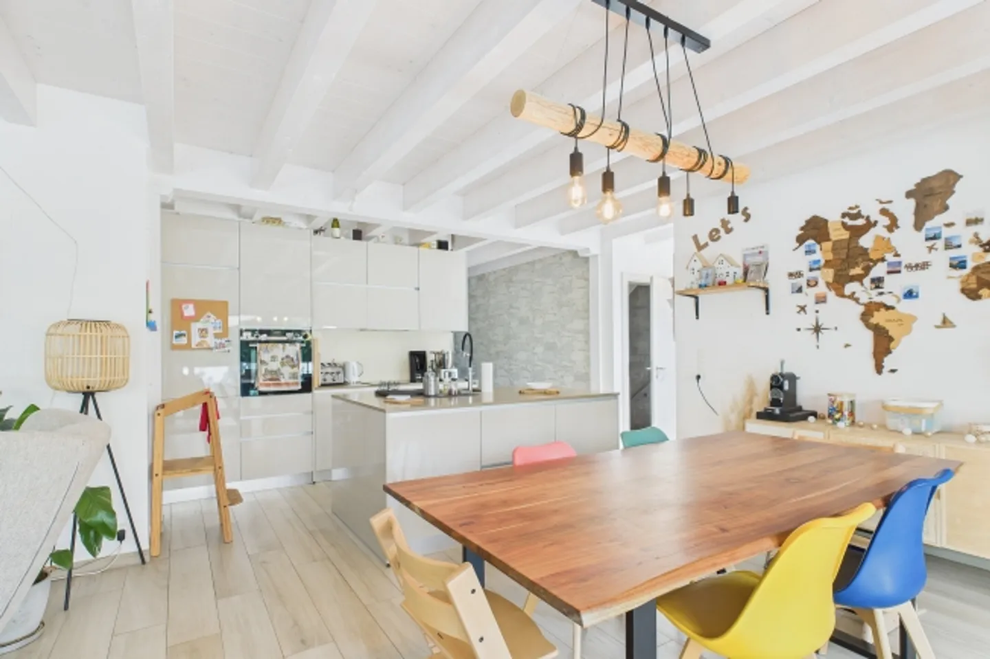OTTIMA CASA UNIFAMILIARE CON UN SENSO DI SPAZIO - Foto 5 di 8