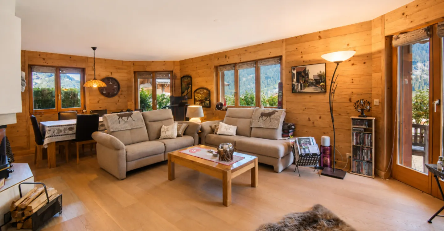 Stunning Apartment in Champéry - Photo 3 of 12
