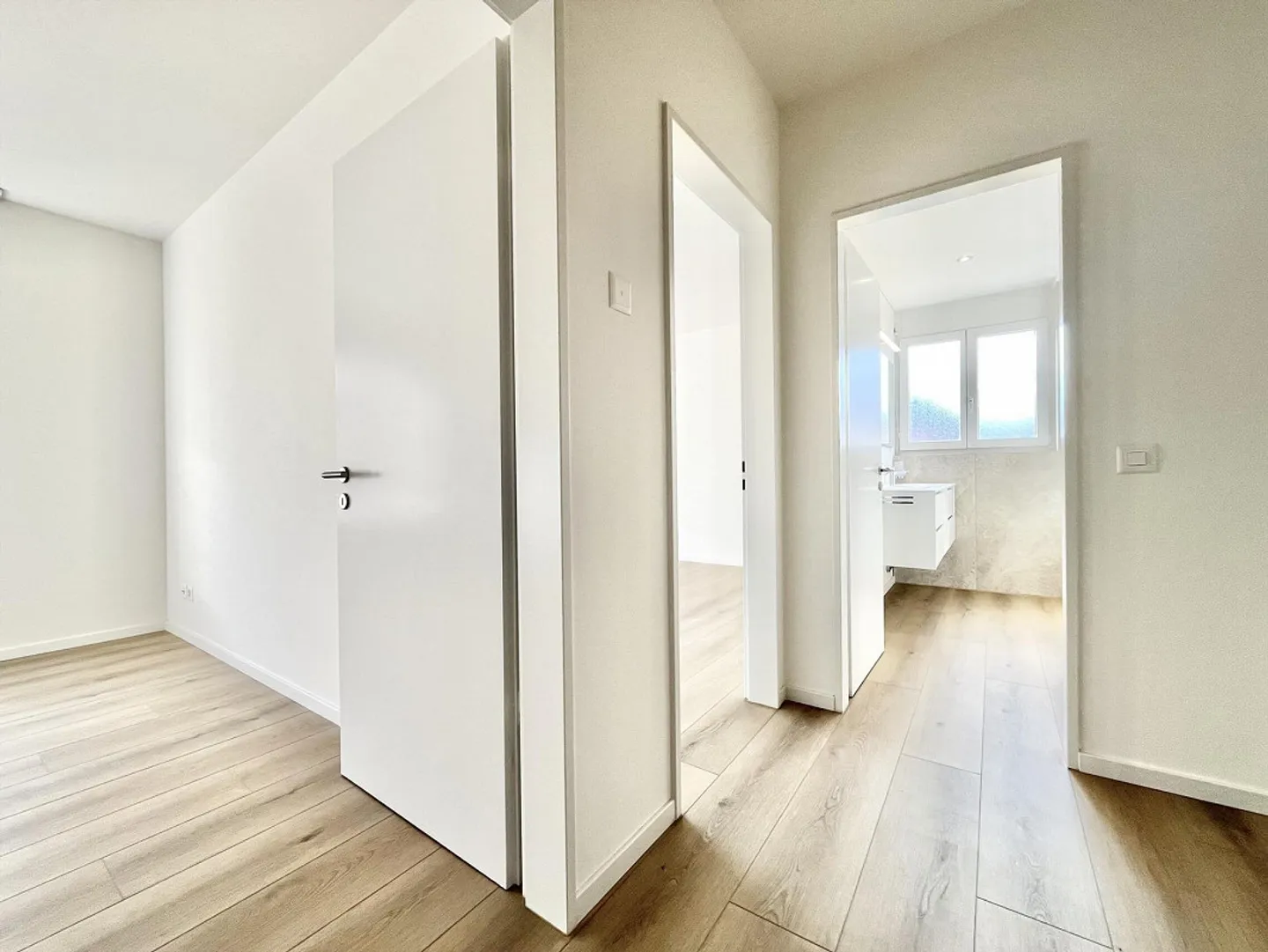 PRIMA LOCAZIONE - 5,5 STANZE A PREGASSONA IN AFFITTO - Foto 3 di 9