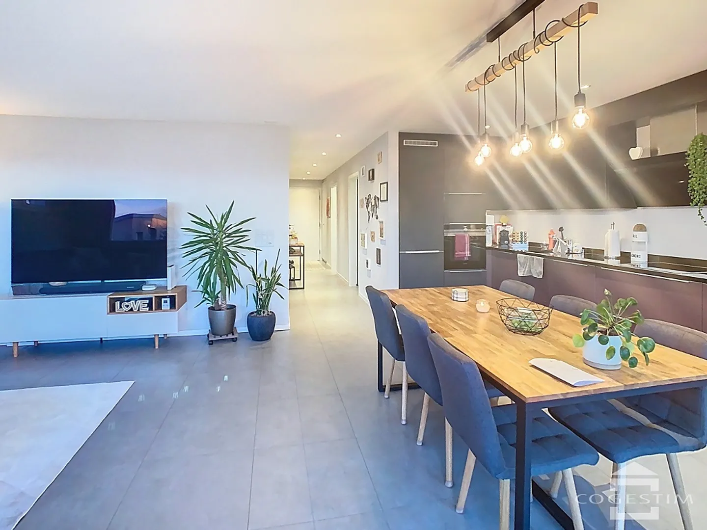 Charmant appartement 3.5 pièces - Photo 1 sur 8