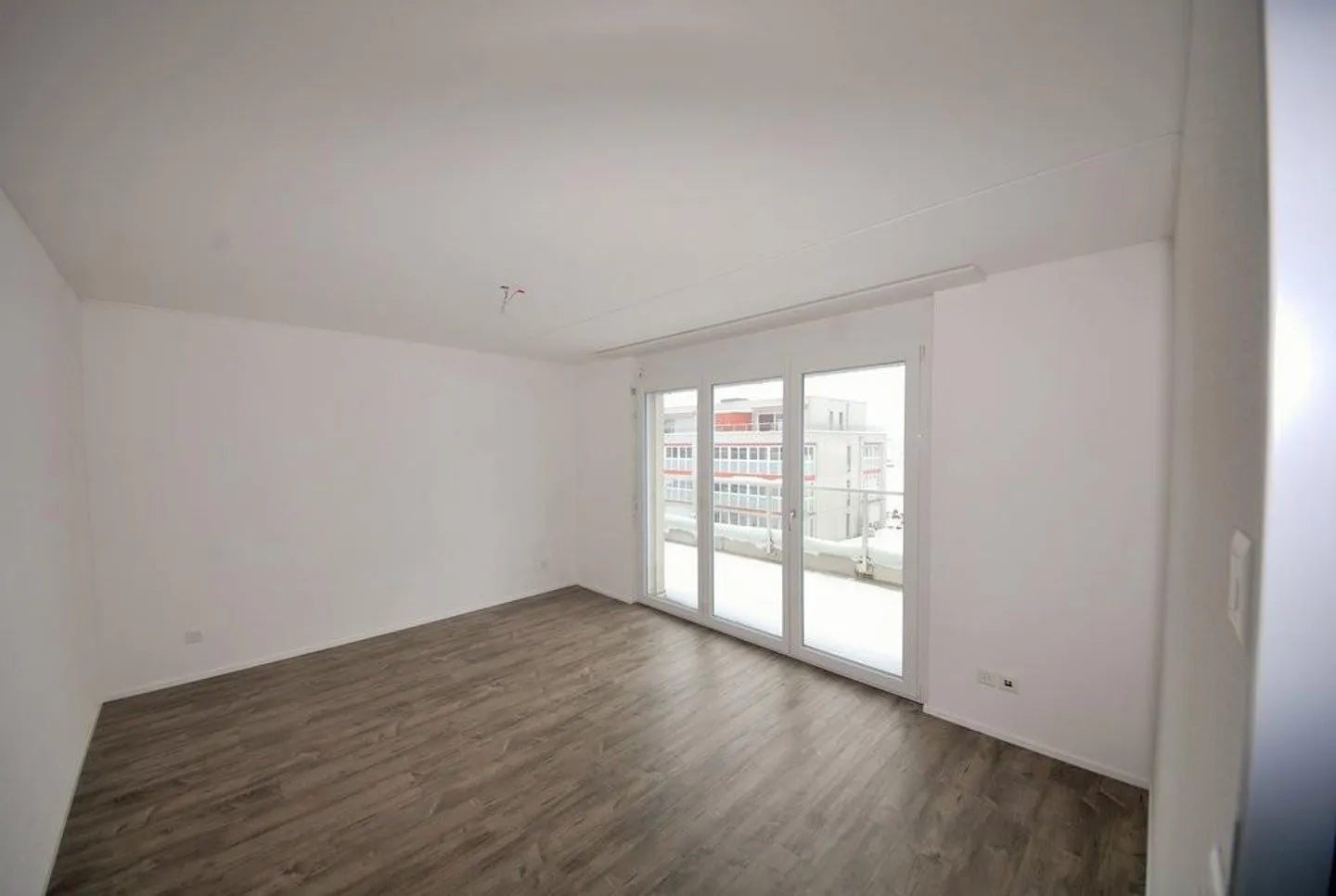 Beautiful Living - Photo 4 of 8