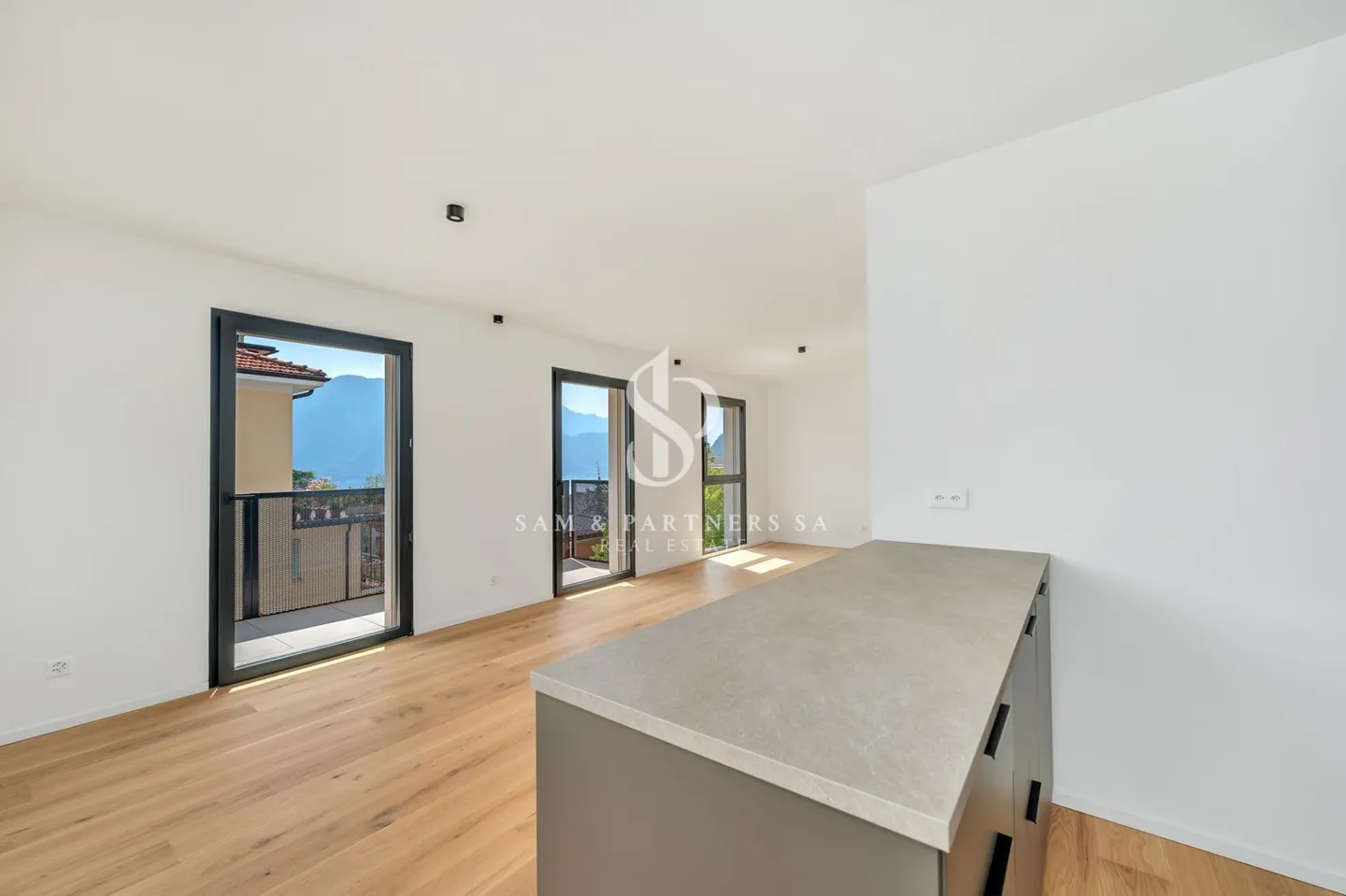 Appartement moderne de 3.5 pièces avec vue sur le lac - Photo 2 sur 11
