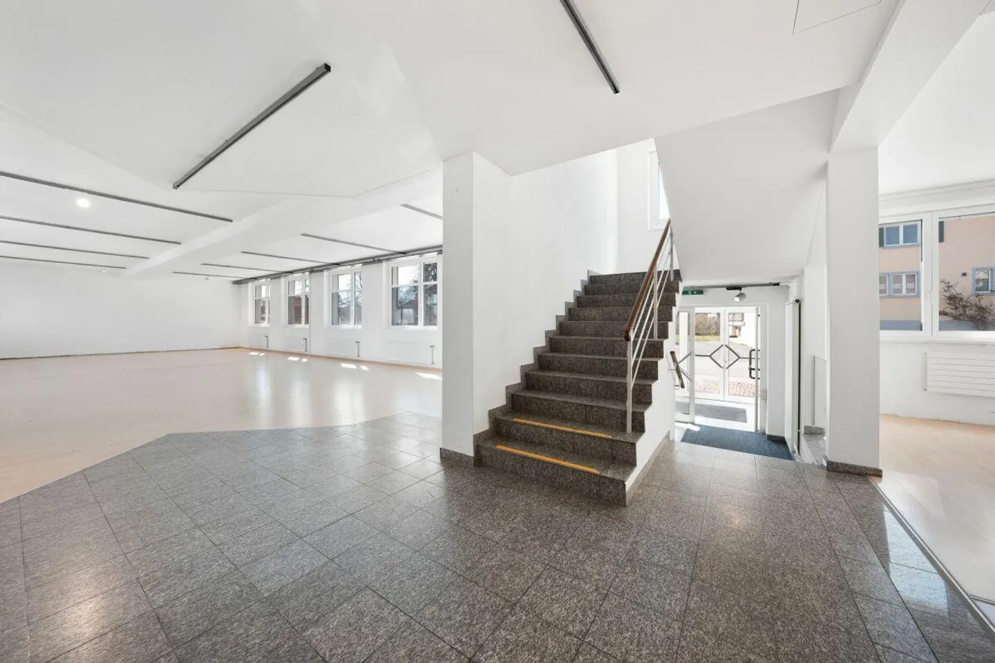 Proprietà commerciale con potenziale di sviluppo - Foto 5 di 15