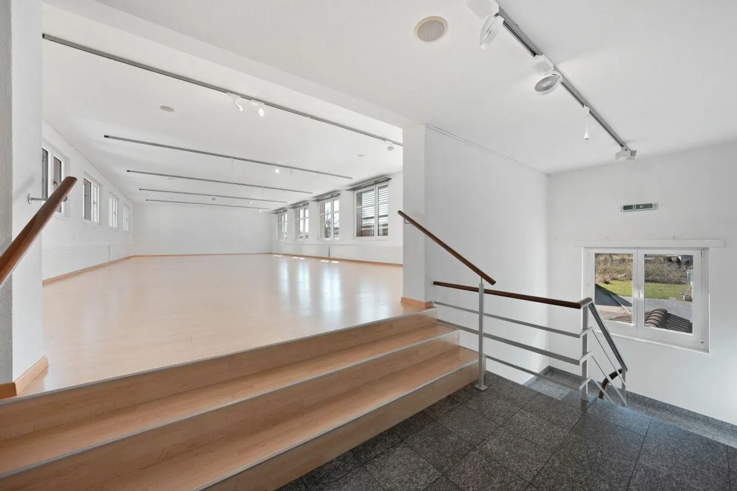 Proprietà commerciale con potenziale di sviluppo - Foto 8 di 15