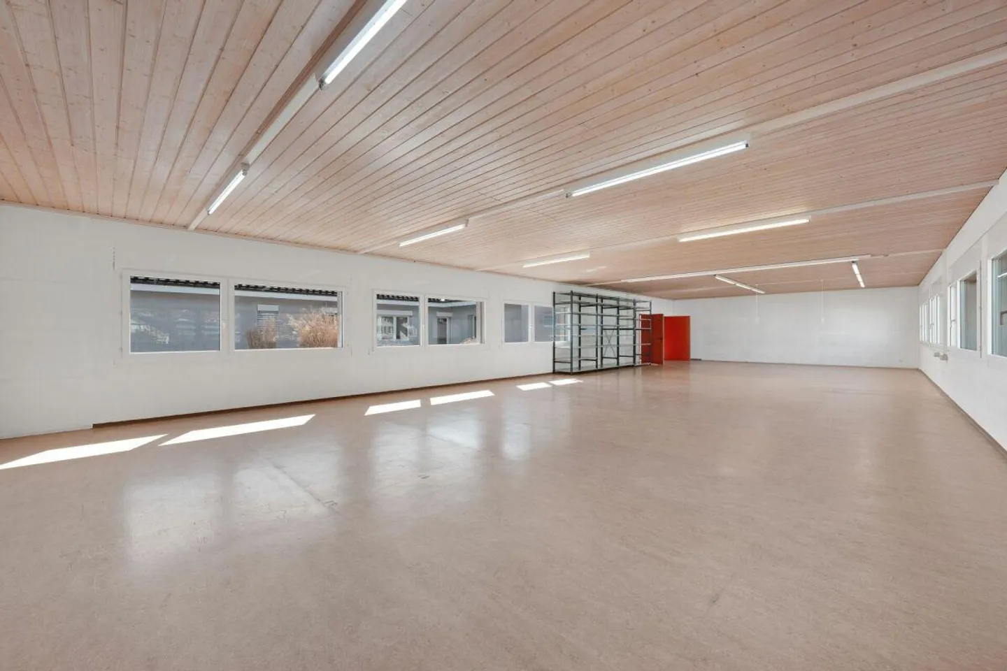 Proprietà commerciale con potenziale di sviluppo - Foto 9 di 15