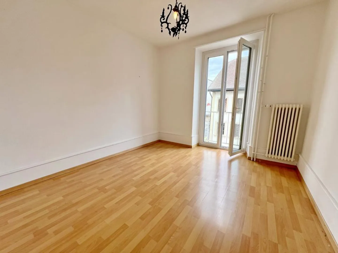 Appartamento di 3,5 locali al 1° piano - Foto 3 di 6