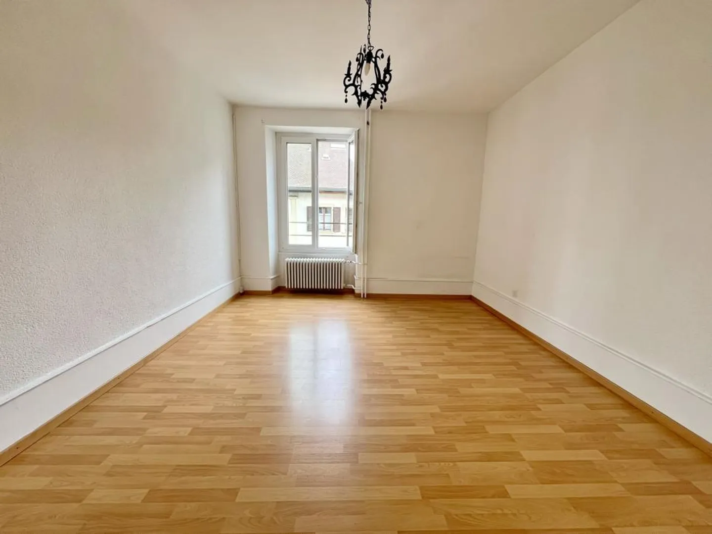 Appartamento di 3,5 locali al 1° piano - Foto 4 di 6
