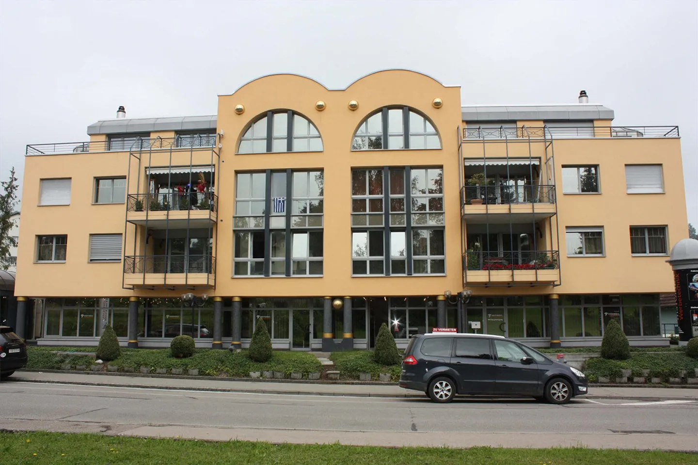 Geräumige 4.5 Zimmerwohnung - Foto 1 von 12