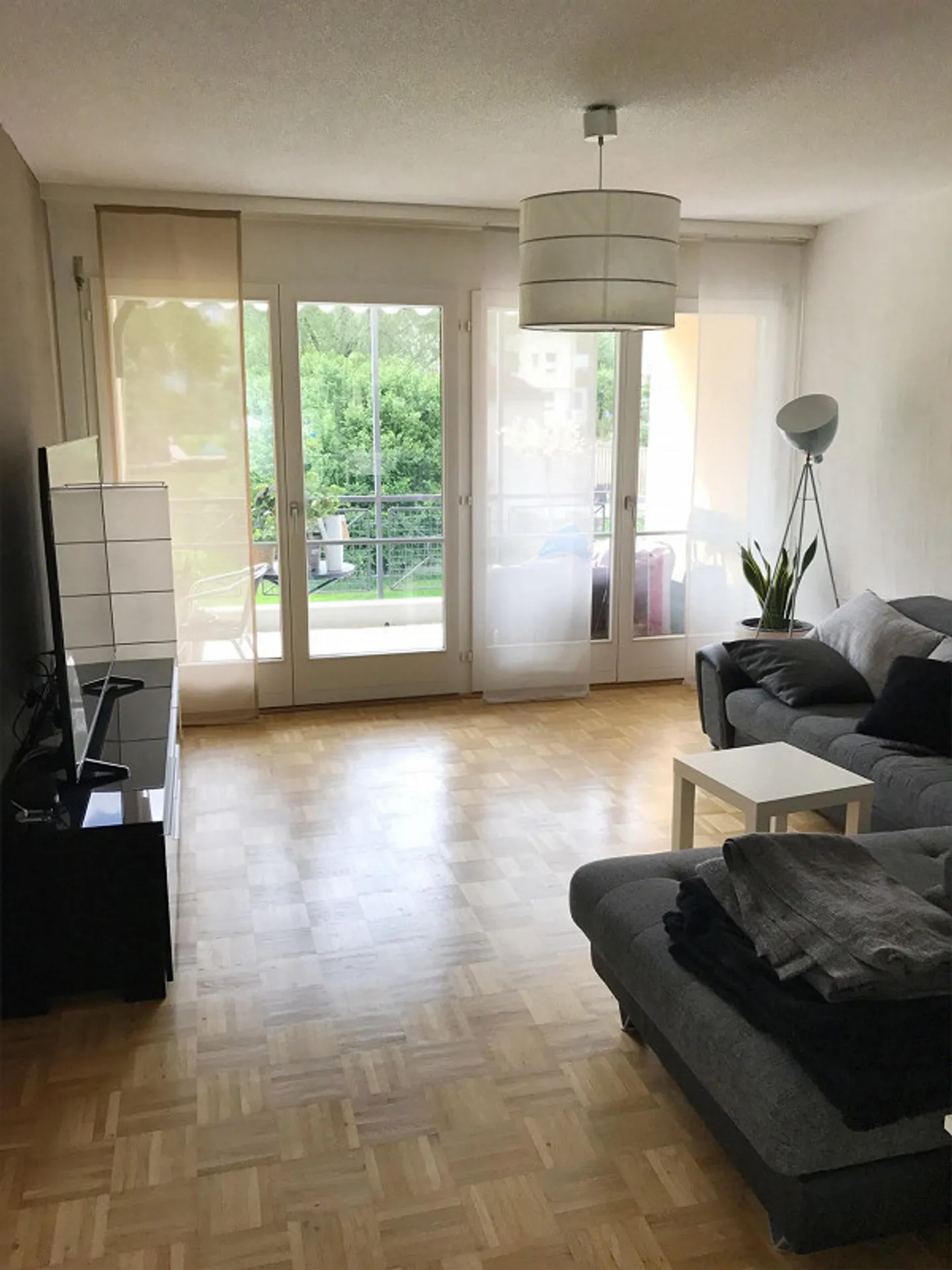 Geräumige 4.5 Zimmerwohnung - Foto 2 von 12