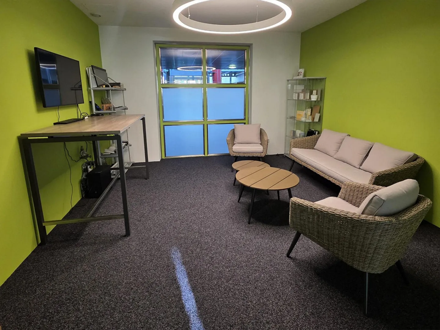 Spazi commerciali diversificati in affitto in una posizione privilegiata a Uster! - Foto 6 di 7