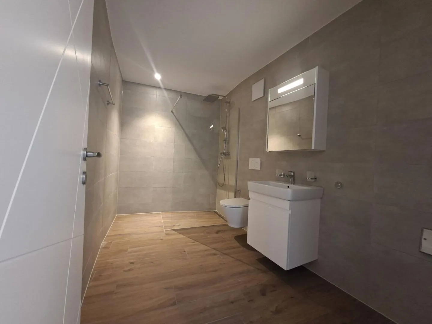 New 3.5-room apartment on the ground floor in Farvagny - Photo 8 of 12