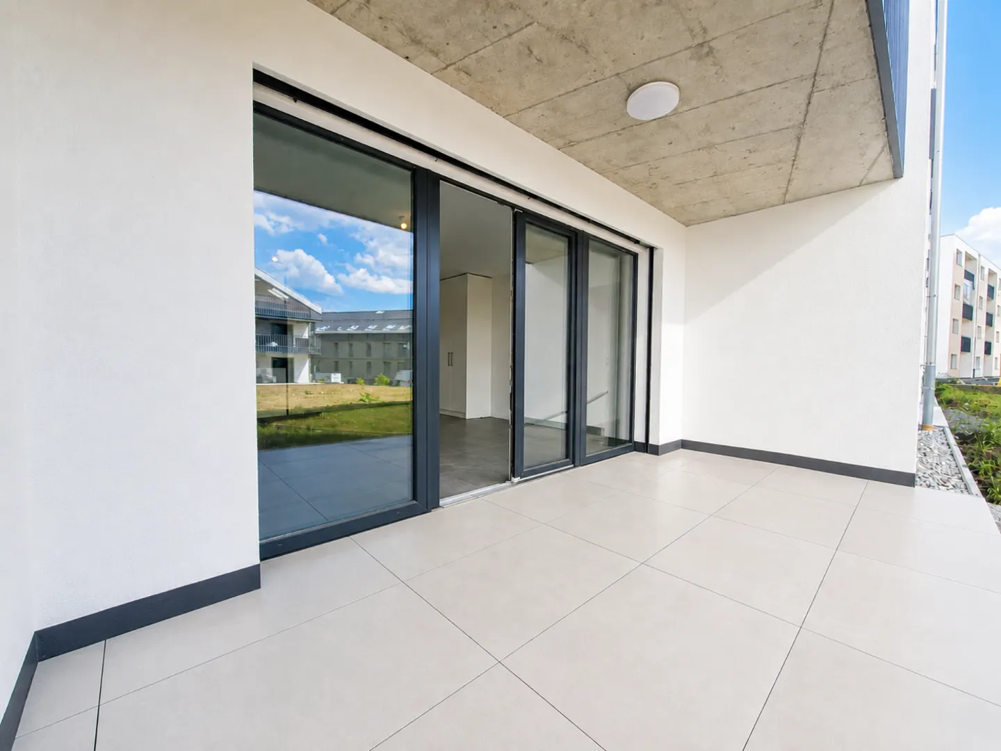 New 3.5-room apartment on the ground floor in Farvagny - Photo 9 of 12