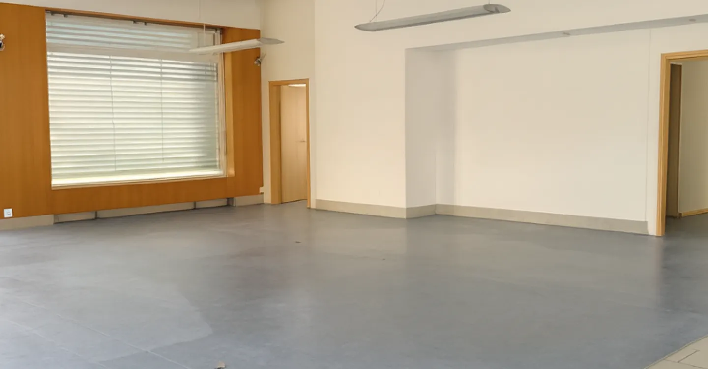 Spazio commerciale di 171 m2 idealmente situato alla stazione di Sierre - Foto 3 di 6