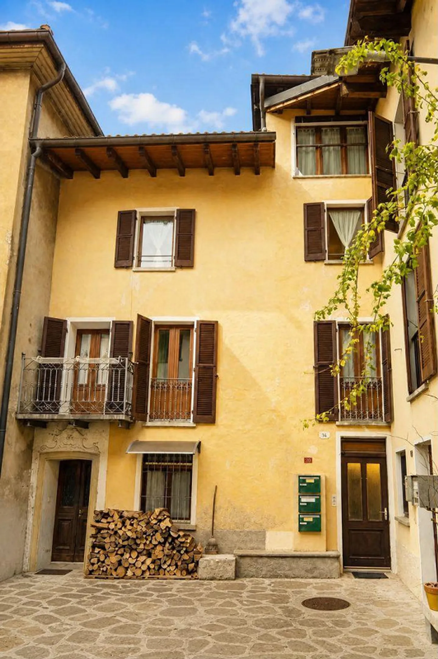 Charming Multi-Family House in Melano - Photo 1 of 16