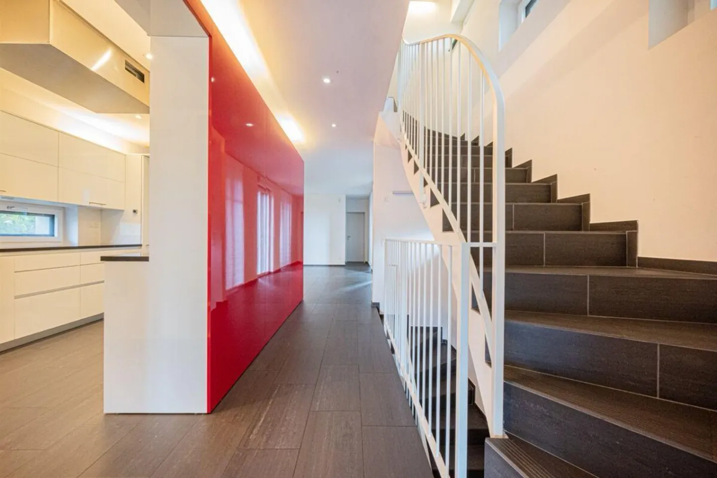 Maison individuelle exclusive avec jardin - Photo 5 sur 8