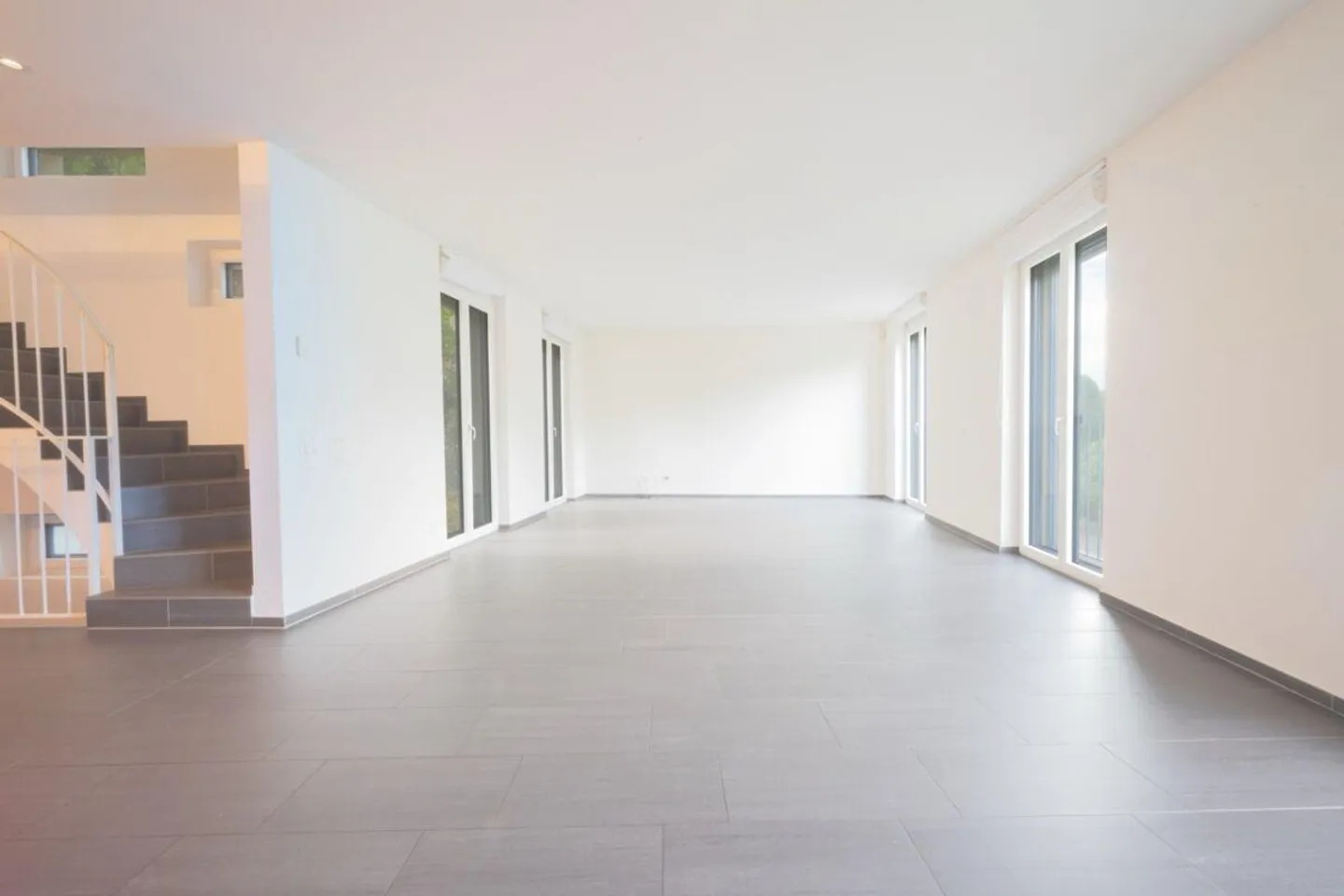 Maison individuelle exclusive avec jardin - Photo 6 sur 8