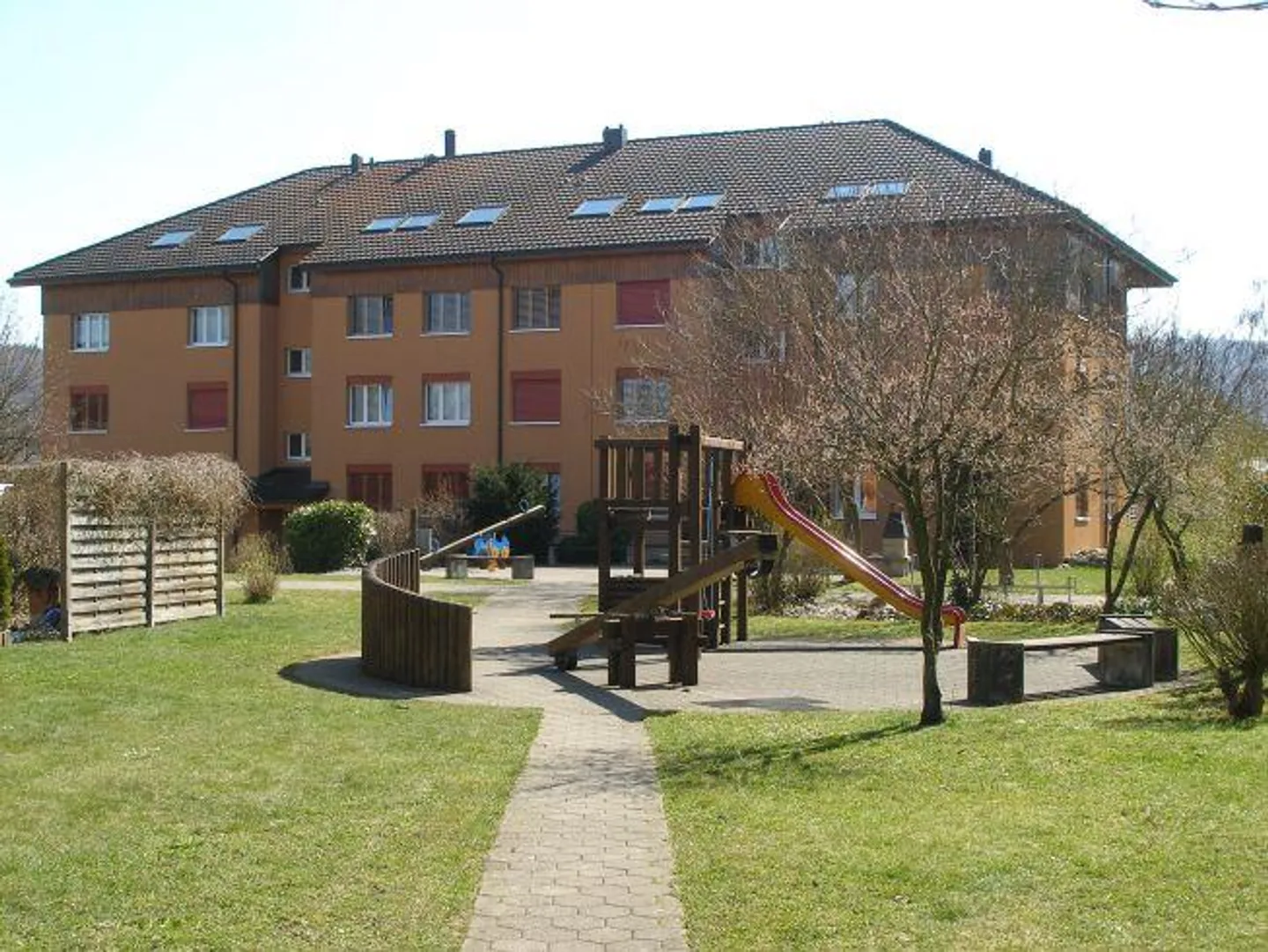 Helle 3,5-Zimmerwohnung - Foto 1 von 7